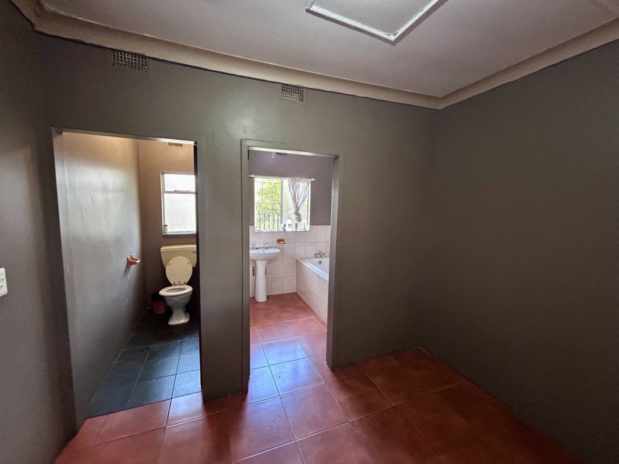 4 Bedroom Property for Sale in Wilkeville North West